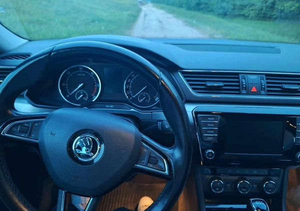 Skoda Superb cena 65000 przebieg: 155000, rok produkcji 2015 z Legionowo małe 11